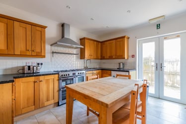8 bed house, Blackweir Terrace, Maindy, Cardiff, CF103EQ - Image 3